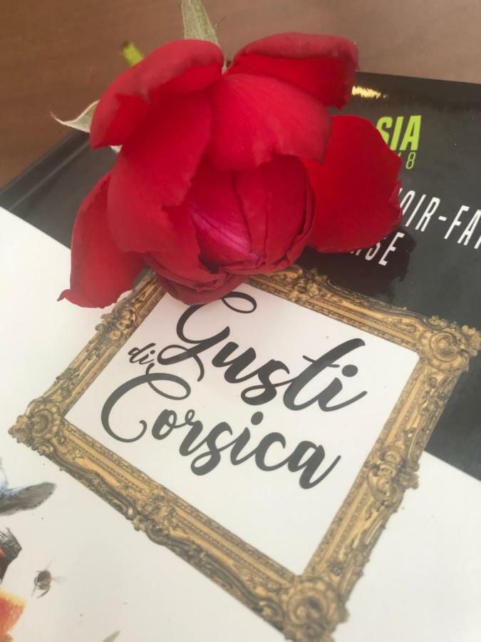 Gite U Licetu A La Campagne Oreta Kültér fotó